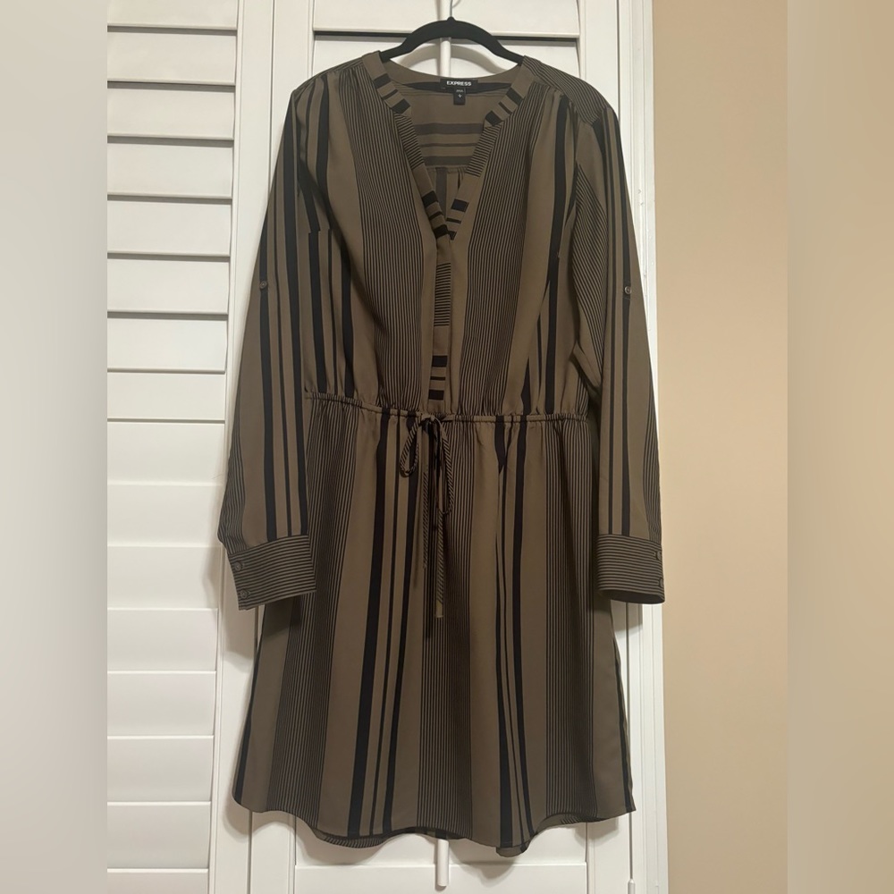 Express Portofino Dress - Size Large